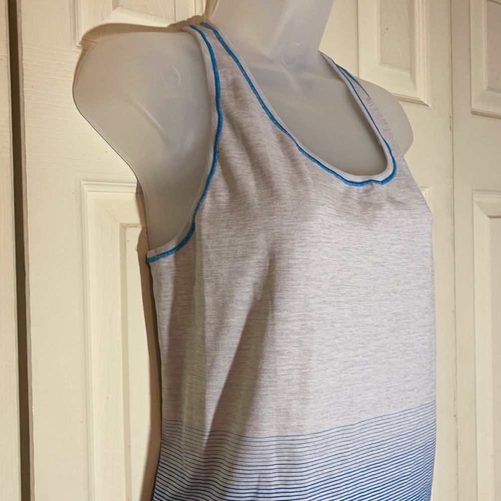 Yummie Striped Racerback Athletic Tank Top Large XL - Picture 7 of 13